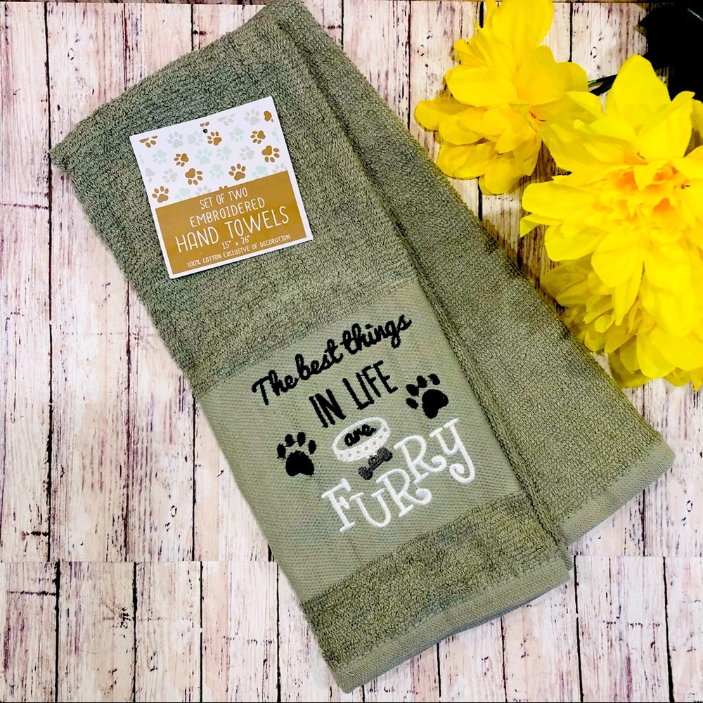 “The Best Things in Life are Furry” 2PC Towel Set